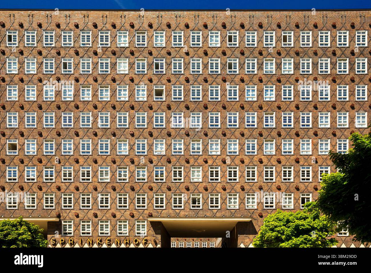 facade of the Sprinkenhof, brick expressionism in the Kontorhaus district, Germany, Hamburg, Hamburg Stock Photo