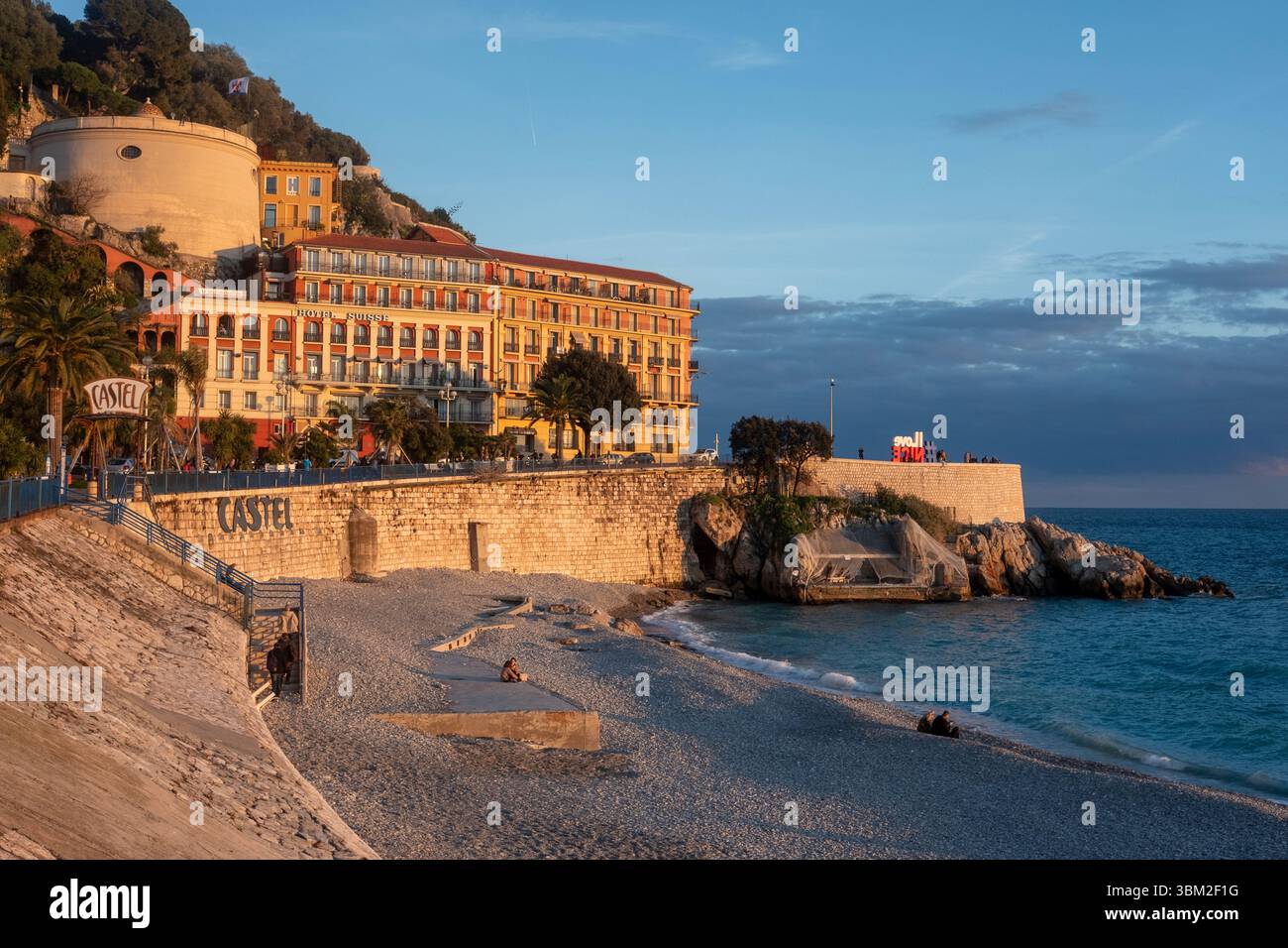plage-publique-de-castel-nice-france-stock-photo-alamy