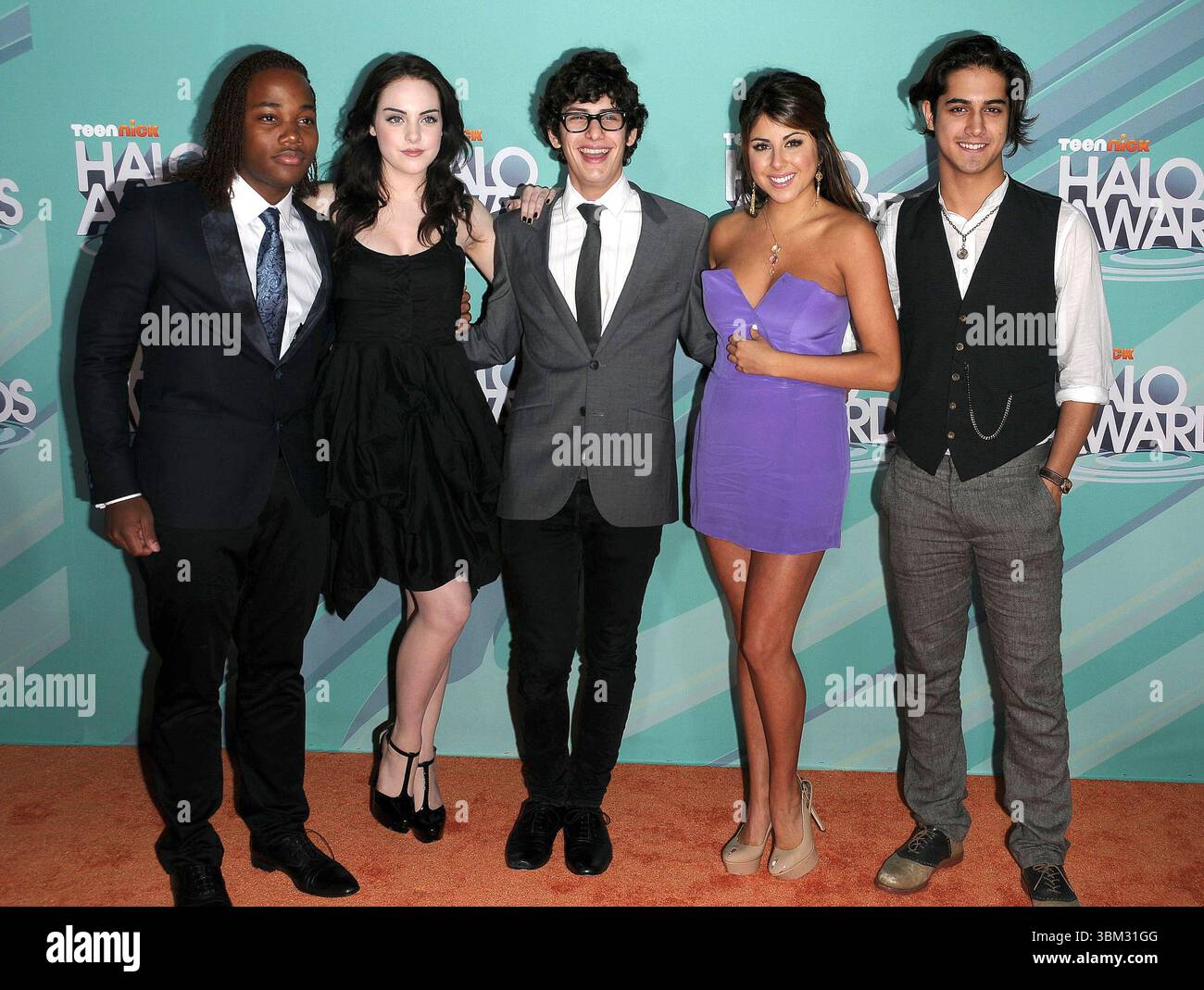 Cast of victorious hi-res stock photography and images - Alamy, image size:1300x1069