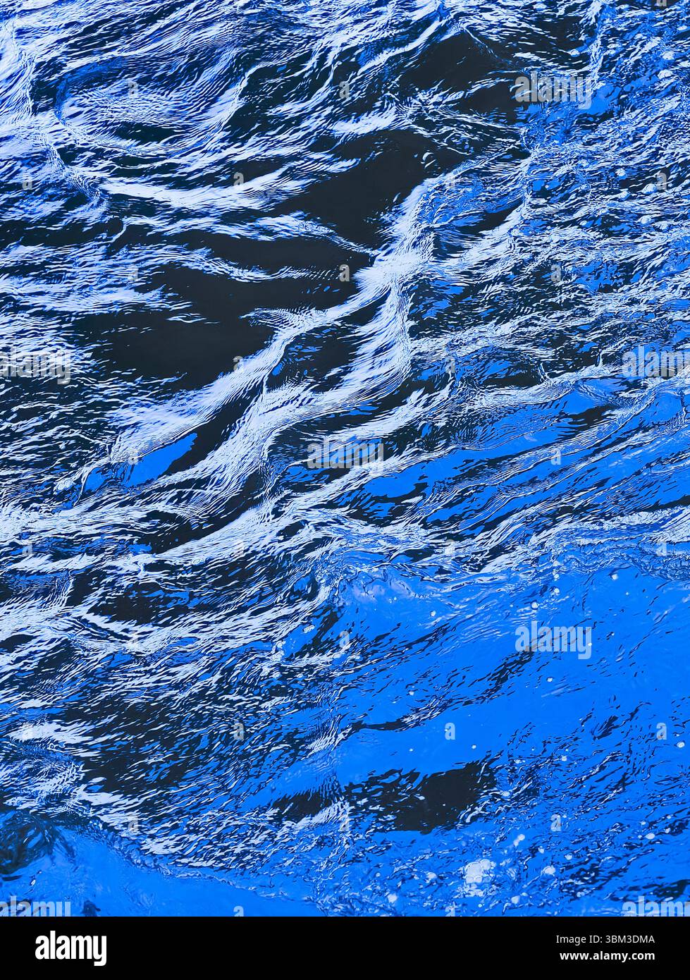 Dynamic Blue Water Surface with Lively Ripples – Striking Aquatic ...