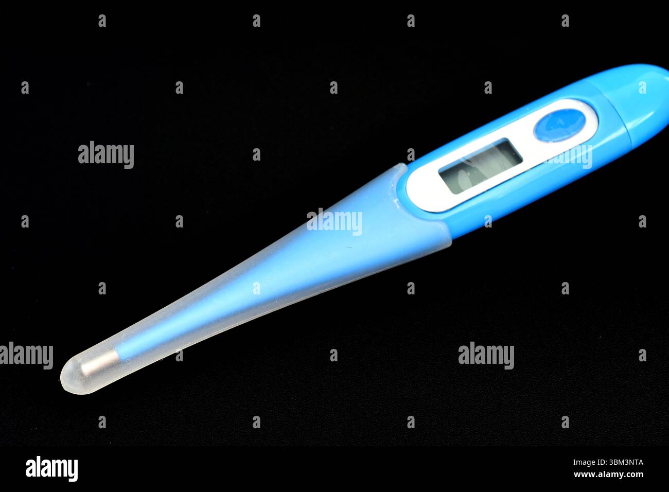 Digital thermometer 98 hi-res stock photography and images - Alamy