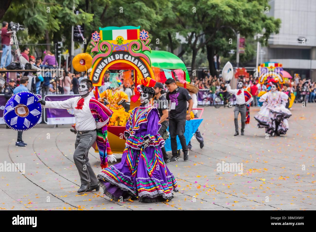 Mexican skulls during the Day of the Dead parade Stock Photo