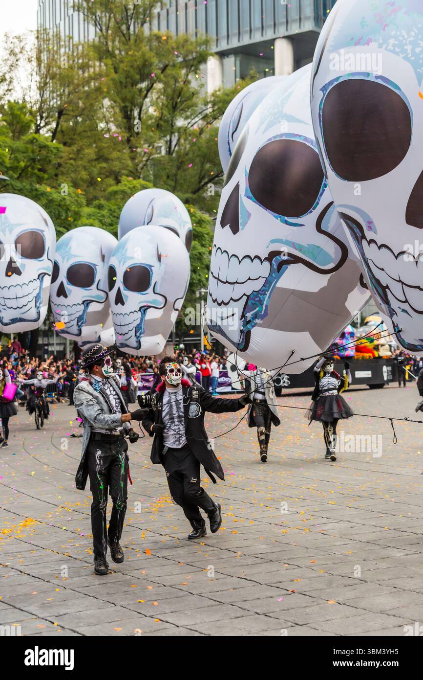 Mexican skulls during the Day of the Dead parade Stock Photo