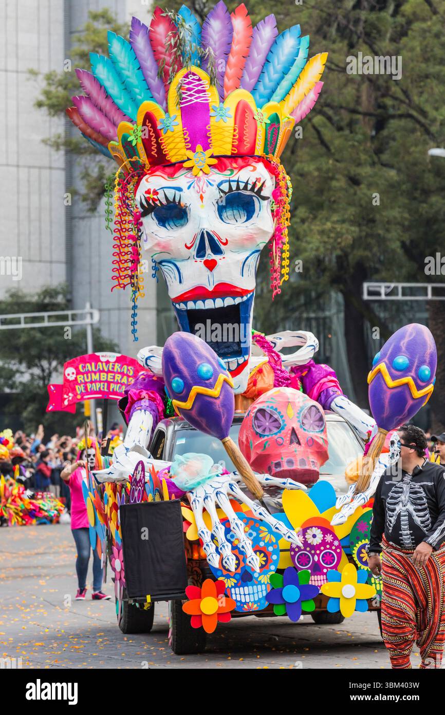 Mexican skulls during the Day of the Dead parade Stock Photo