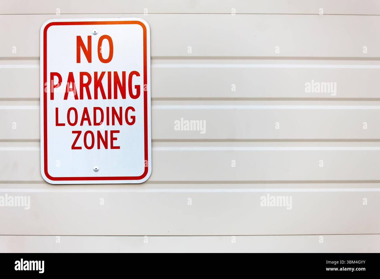 Restriction loading sign hi-res stock photography and images - Alamy