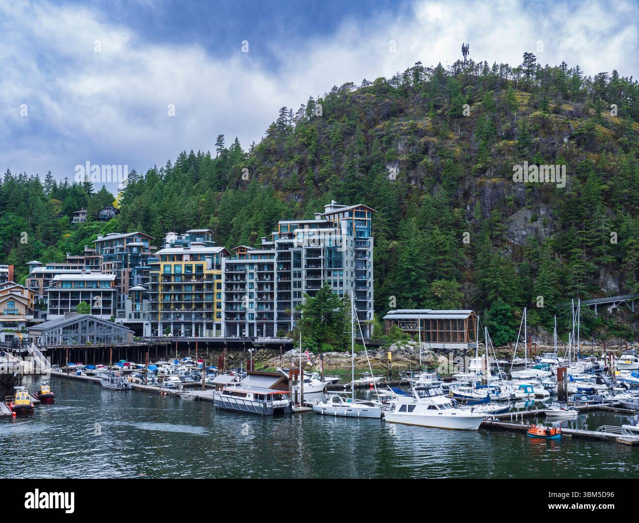 Horseshoe bay ferry terminal hi-res stock photography and images