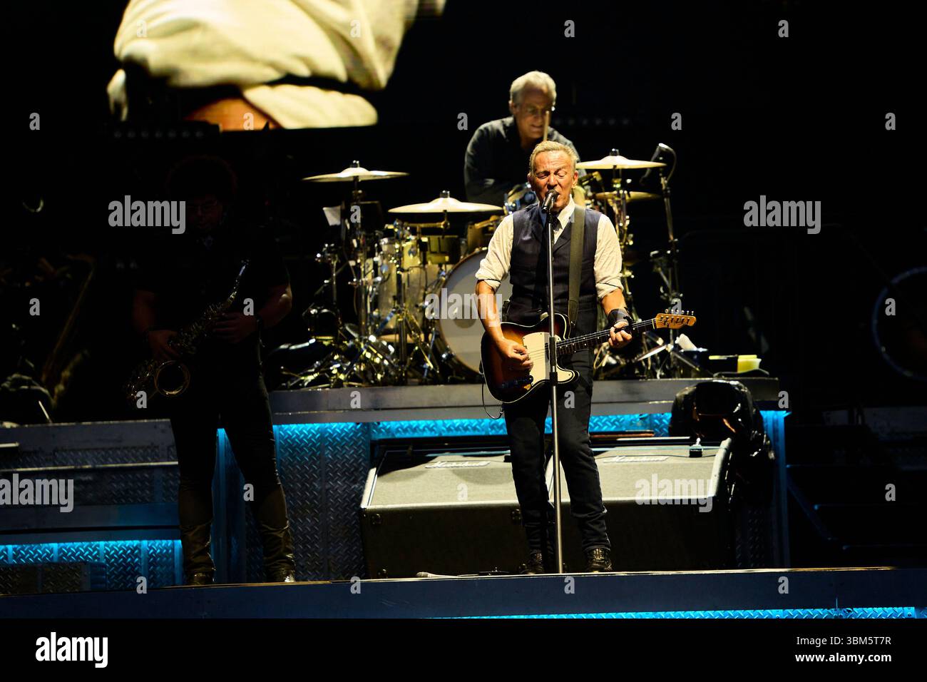 Bruce Springsteen Performance Bruce Springsteen perform on stage during Bruce Springsteen and The E ...