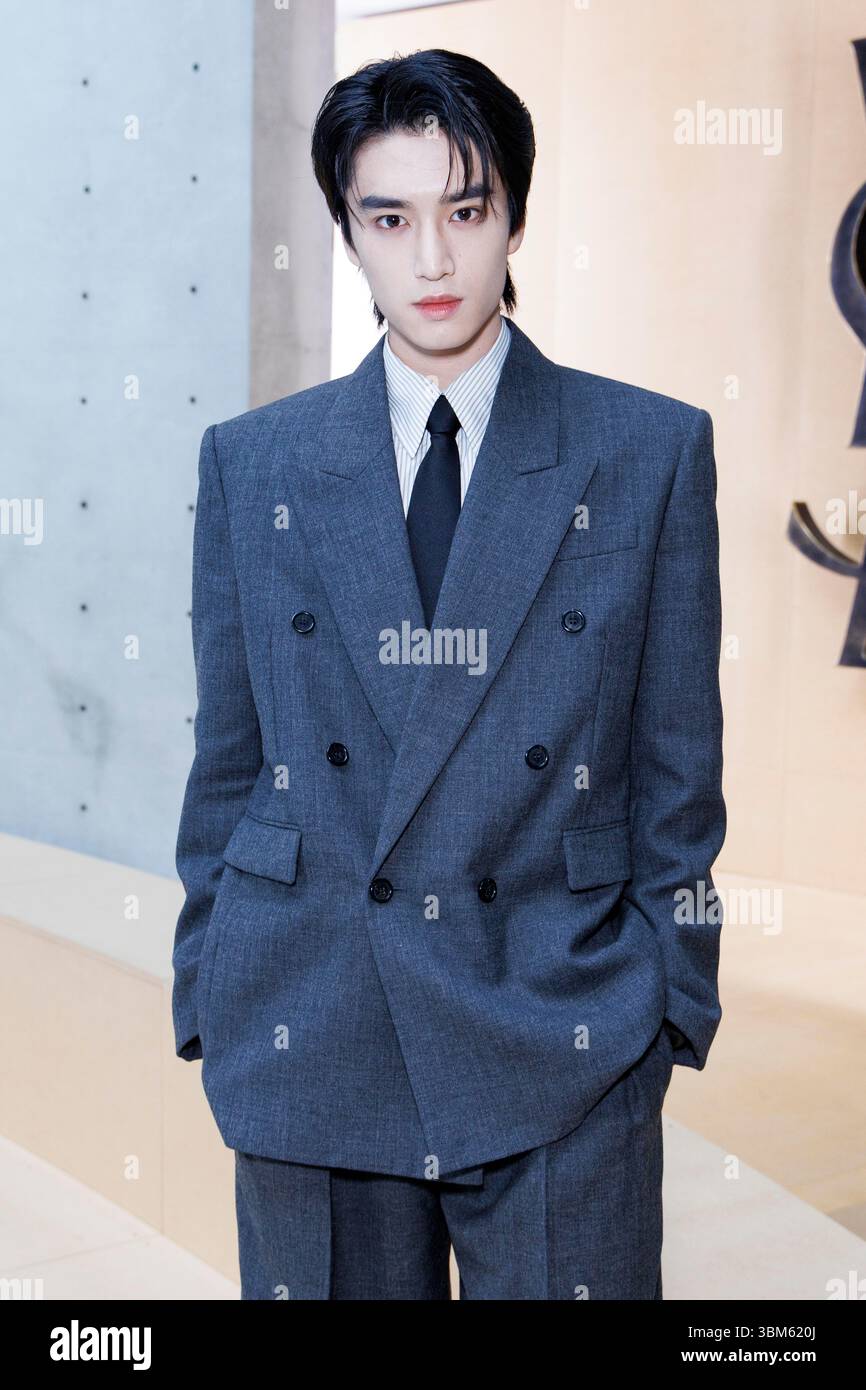 Paris, Frankreich. 24th June, 2025. Zhang Kang Le attends SAINT LAURENT ...
