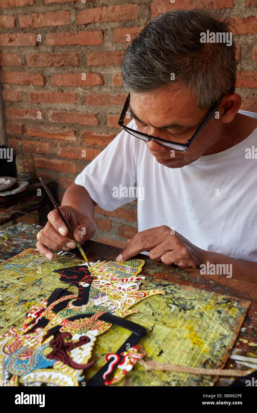 Master puppet maker hi-res stock photography and images - Alamy