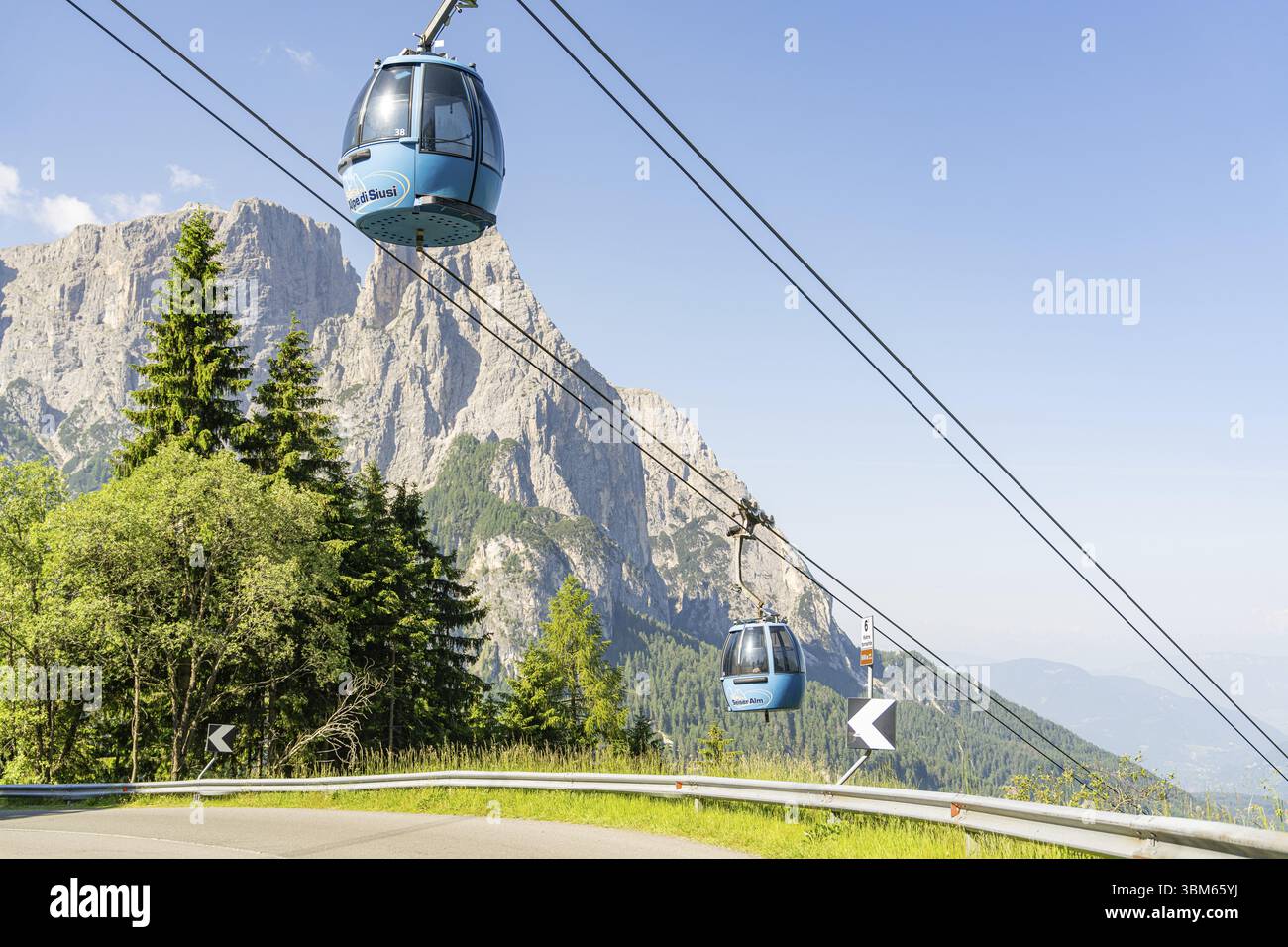 Alps Alp Gondola Blue Tree Hi res Stock Photography And Images Alamy alps-alp-gondola-blue-tree-hi-res-stock-photography-and-images-alamy