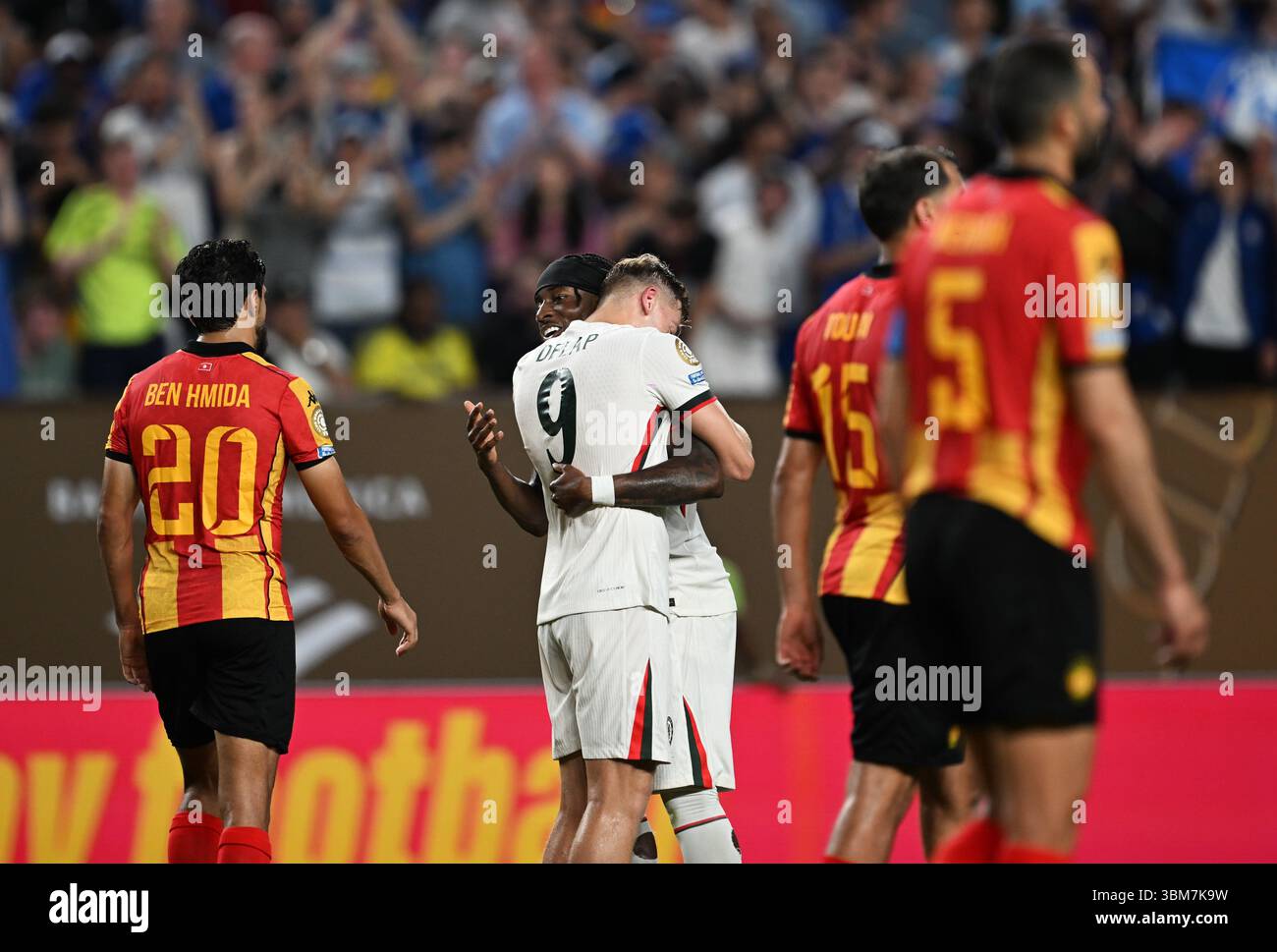 David Muap Philadelphia, USA. 24th June, 2025. Liam Delap (C, front) of Chelsea ...