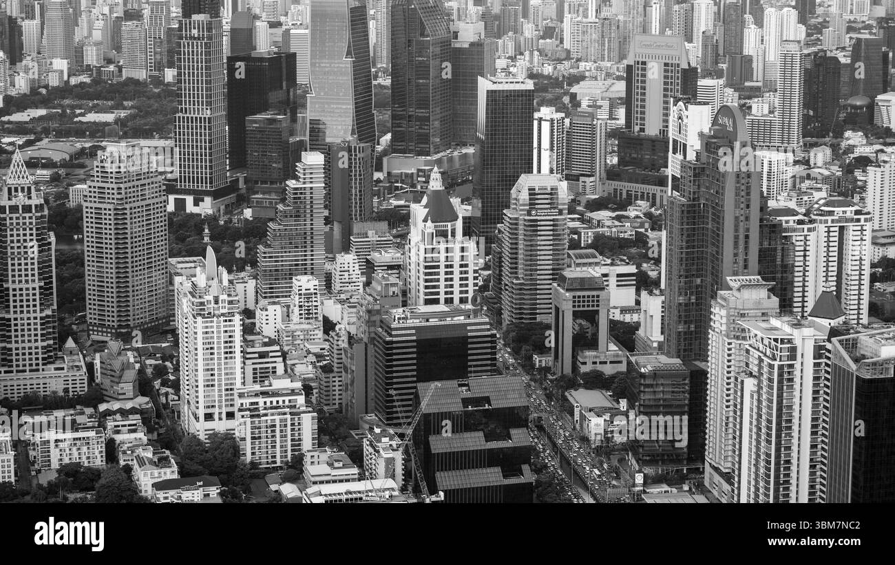 Bangkok night skyline Black and White Stock Photos & Images - Alamy