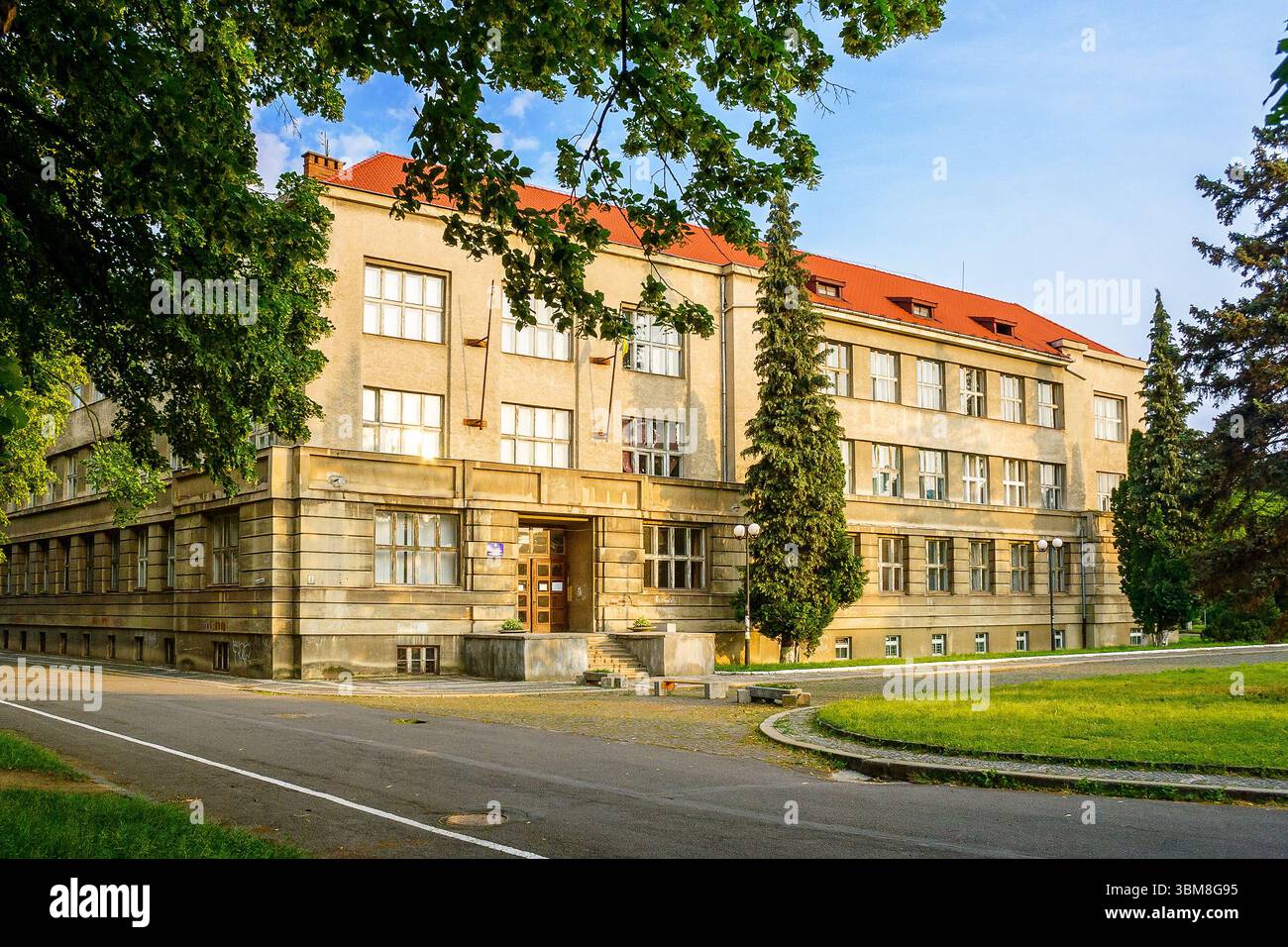 uzhhorod, ukraine - 03 jun 2012: medical faculty building of national university. scenic urban landscape located near embankment of independence (lind Stock Photo