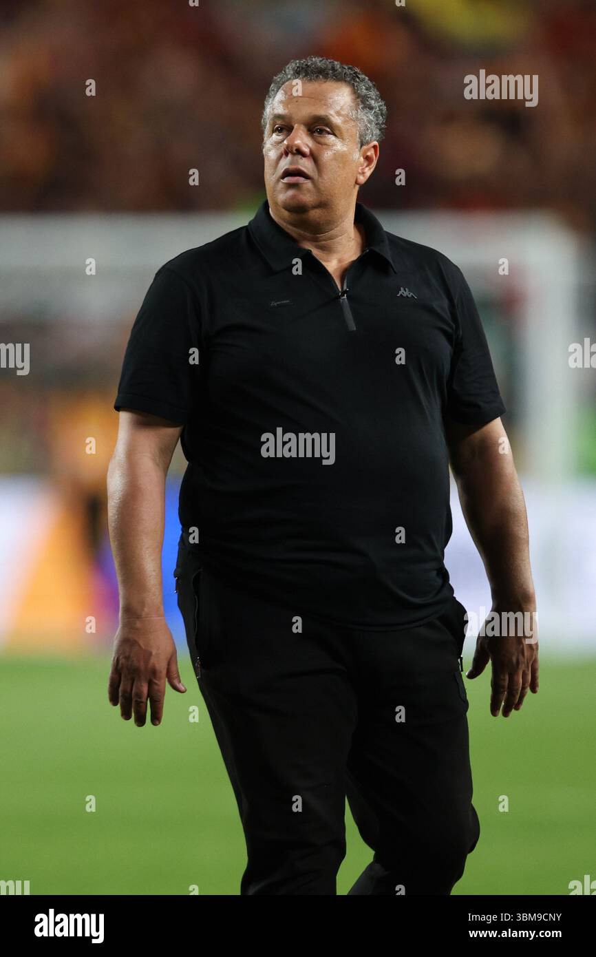 PHILADELPHIA USA 24th June 2025 Esperance De Tunisie Head Coach philadelphia-usa-24th-june-2025-esperance-de-tunisie-head-coach