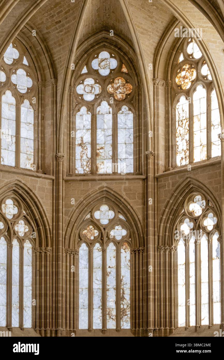Alabaster windows hi-res stock photography and images - Alamy