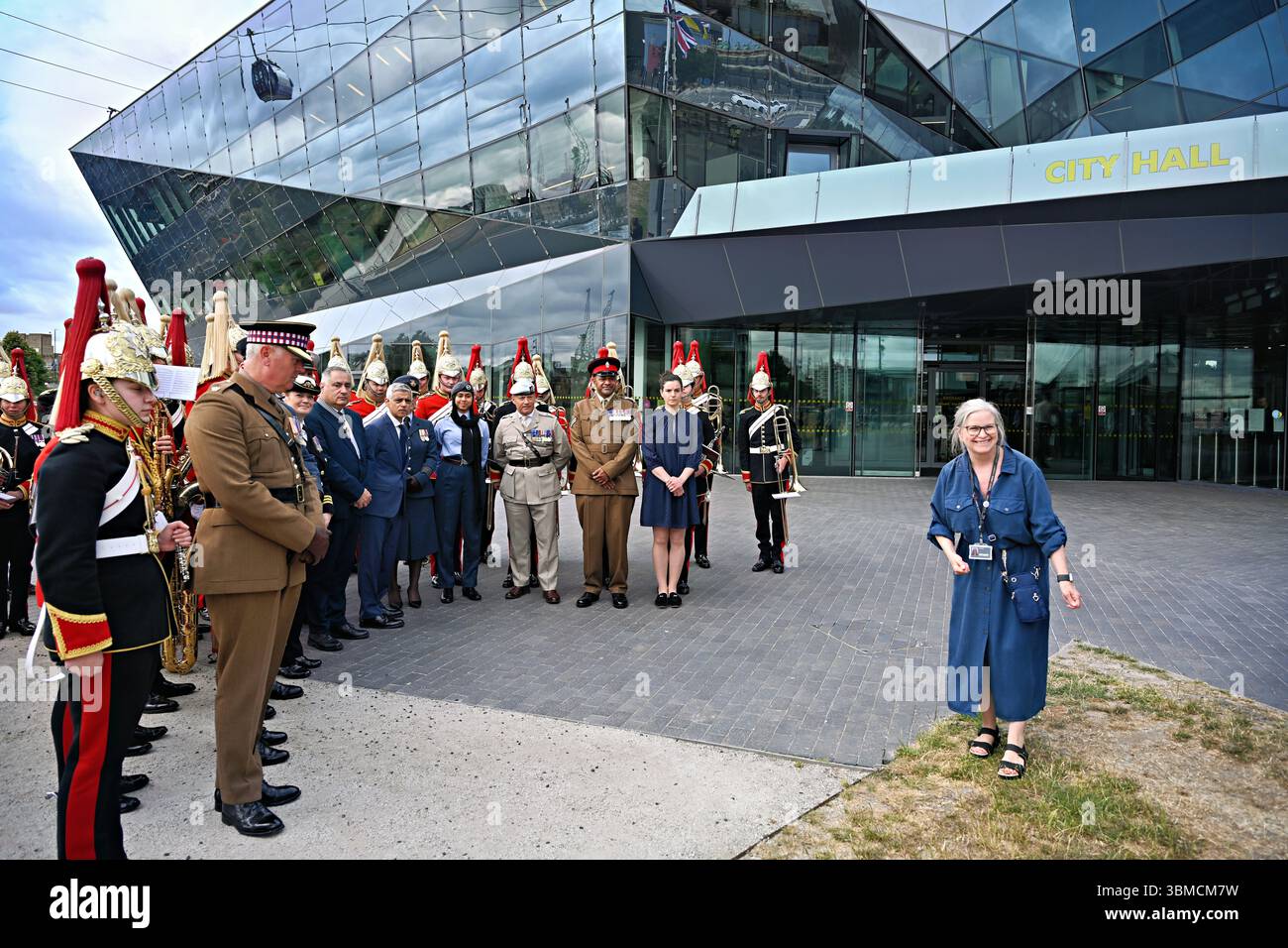 LONDON, UK. 26th June, 2025. The Mayor of London, Sadiq Khan, join the Chair of the London Assembly, Len Duvall OBE AM, members of the Armed Forces, London Assembly Members and the City Hall branch of the British Legion to pay tribute to the UK's servicemen and women ahead of National Armed Forces Day on Saturday 28th June at the City Hall, London, UK. (Photo by 李世惠/See Li/Picture Capital) Credit: See Li/Picture Capital/Alamy Live News Stock Photo