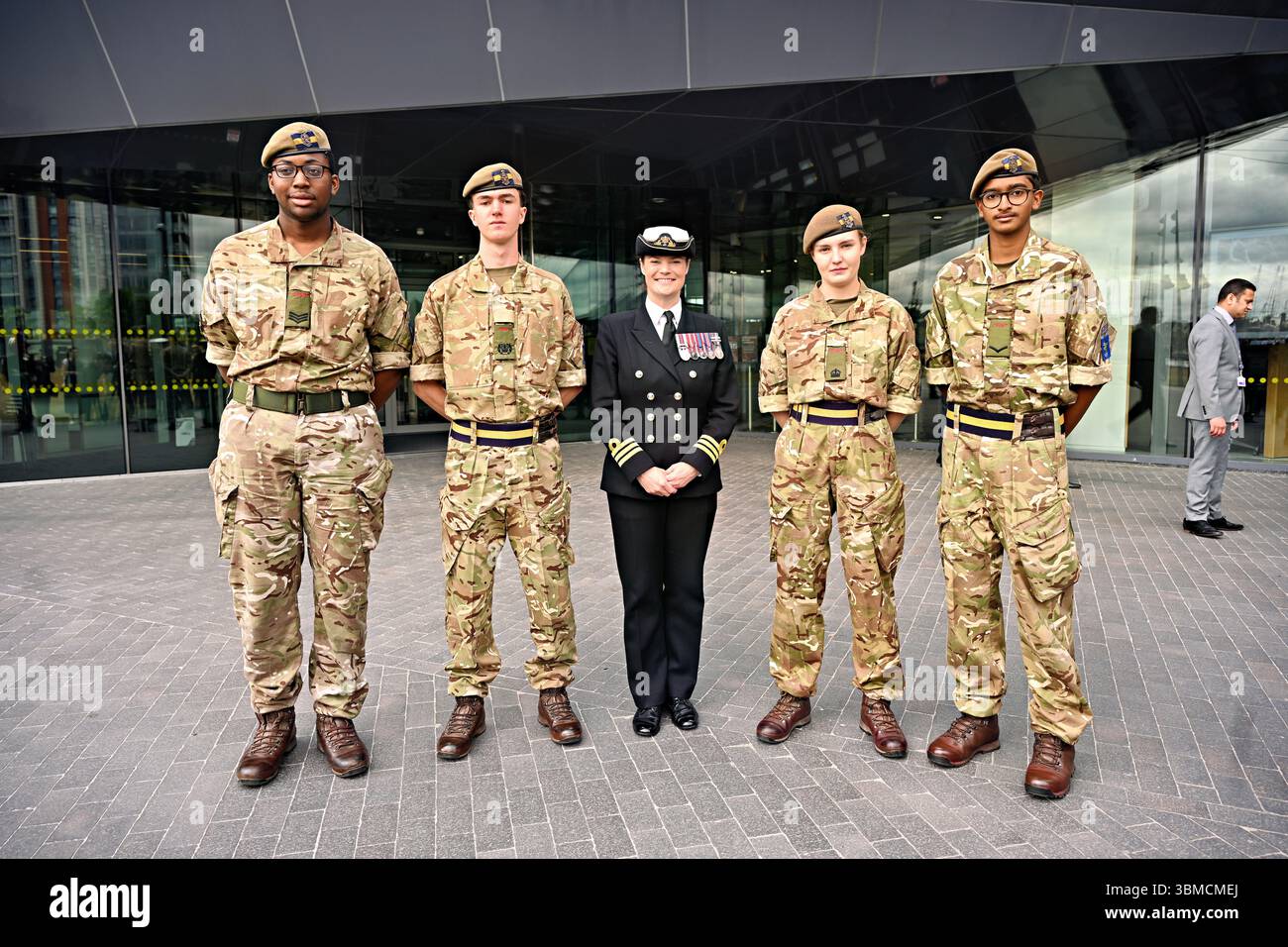 LONDON, UK. 26th June, 2025. The Mayor of London, Sadiq Khan, join the Chair of the London Assembly, Len Duvall OBE AM, members of the Armed Forces, London Assembly Members and the City Hall branch of the British Legion to pay tribute to the UK's servicemen and women ahead of National Armed Forces Day on Saturday 28th June at the City Hall, London, UK. (Photo by 李世惠/See Li/Picture Capital) Credit: See Li/Picture Capital/Alamy Live News Stock Photo