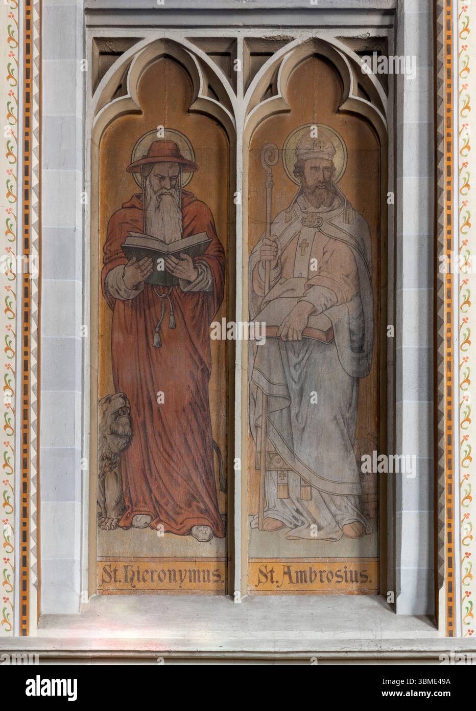 Kirchen im Rhein-Kreis-Neuss, Neuss-Grefrath, St. Stephanus, 1862-1864 von Vinzenz Statz erbaut, Die Kirchenväter Hieronymus und Ambrosius, Malerei im Stock Photo