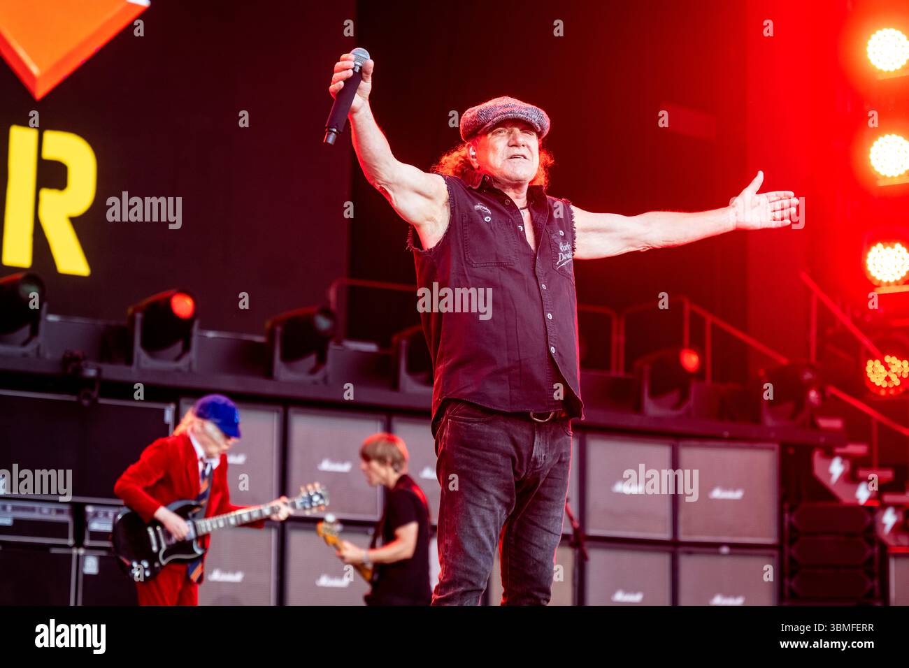 Singer Brian Johnson of Australian hard rock band AC/DC performs at ...