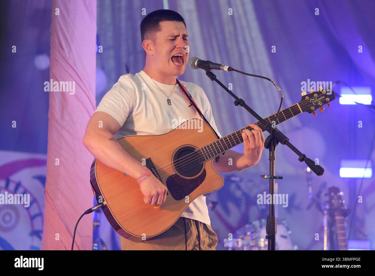 Aaron Rowe performs during the Glastonbury Festival in Worthy Farm ...
