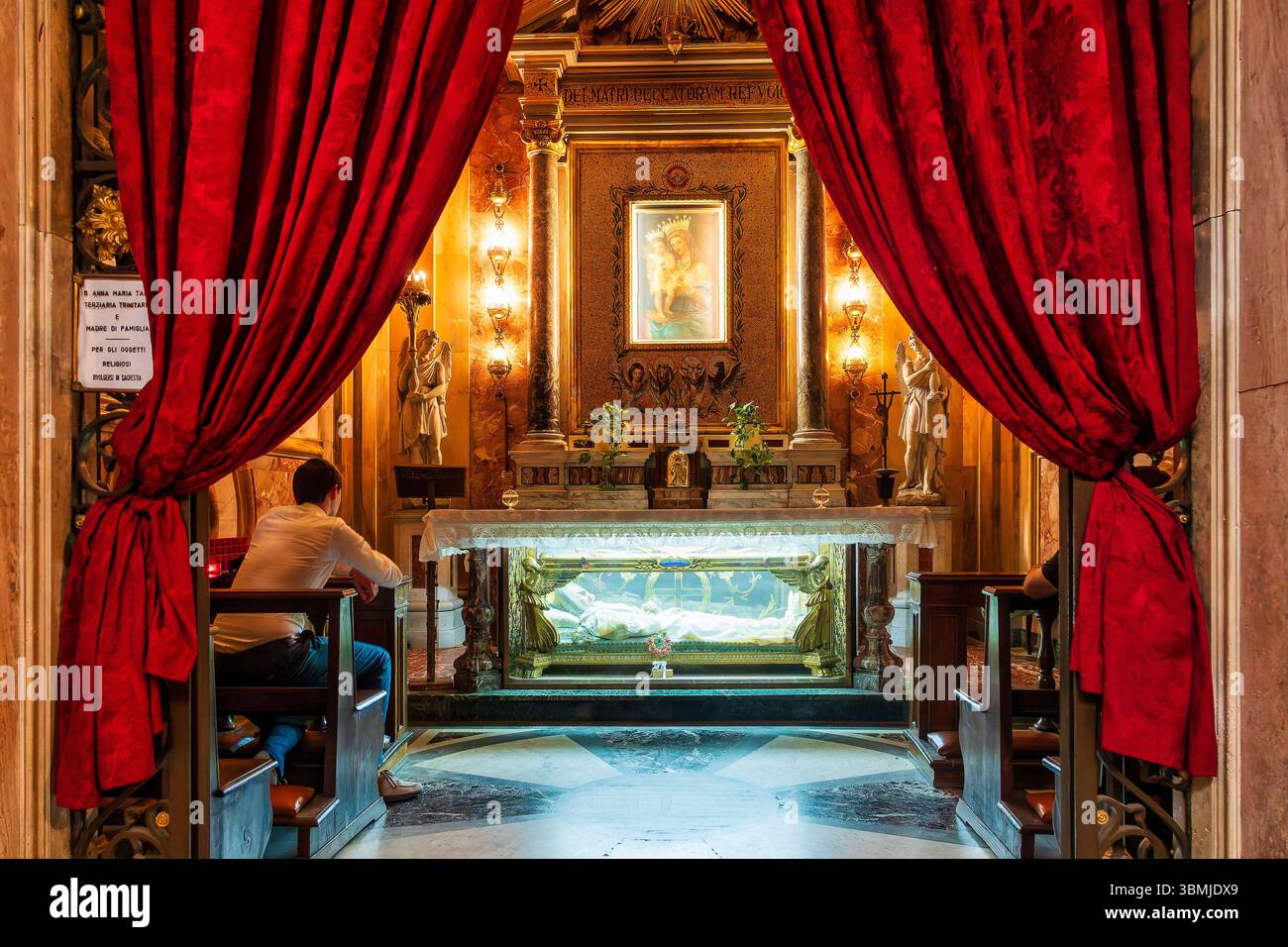 the-shrine-of-blessed-anna-maria-taigi-1769-1837-in-the-basilica-of