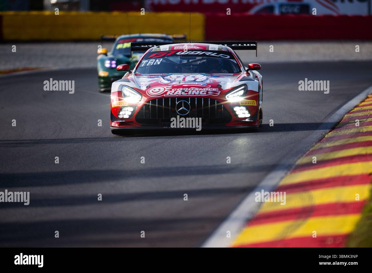 写真・グラフィック Emi Goodsmile hi-res stock photography and images - Alamy