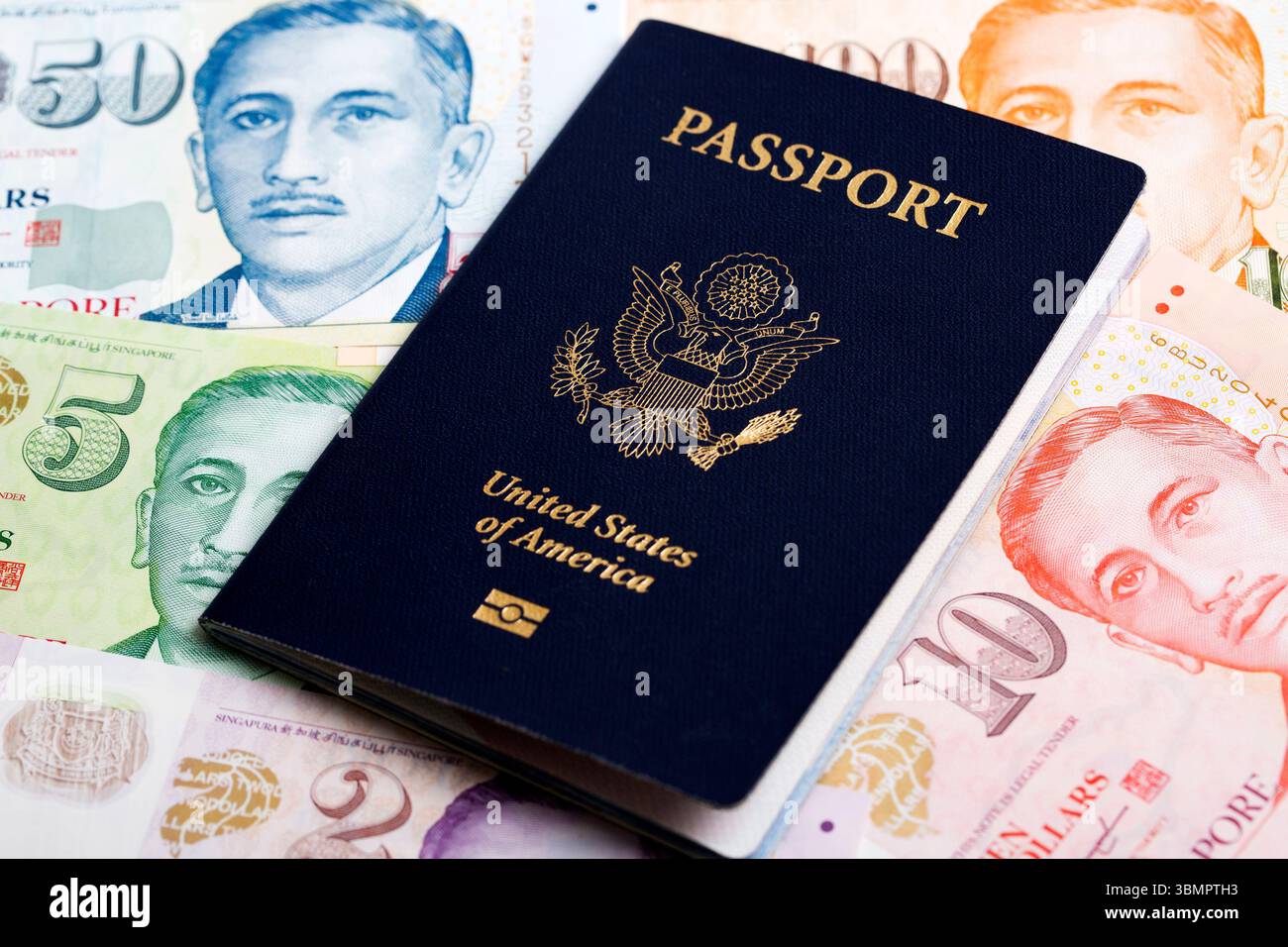 Singapore dollar hi-res stock photography and images - Page 3 - Alamy