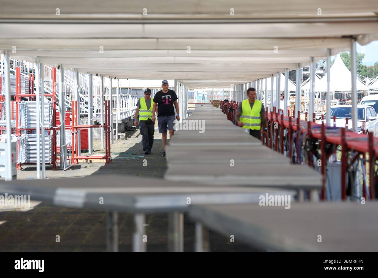 zagreb-croatia-28th-june-2025-final-prepartions-are-made-for-marko