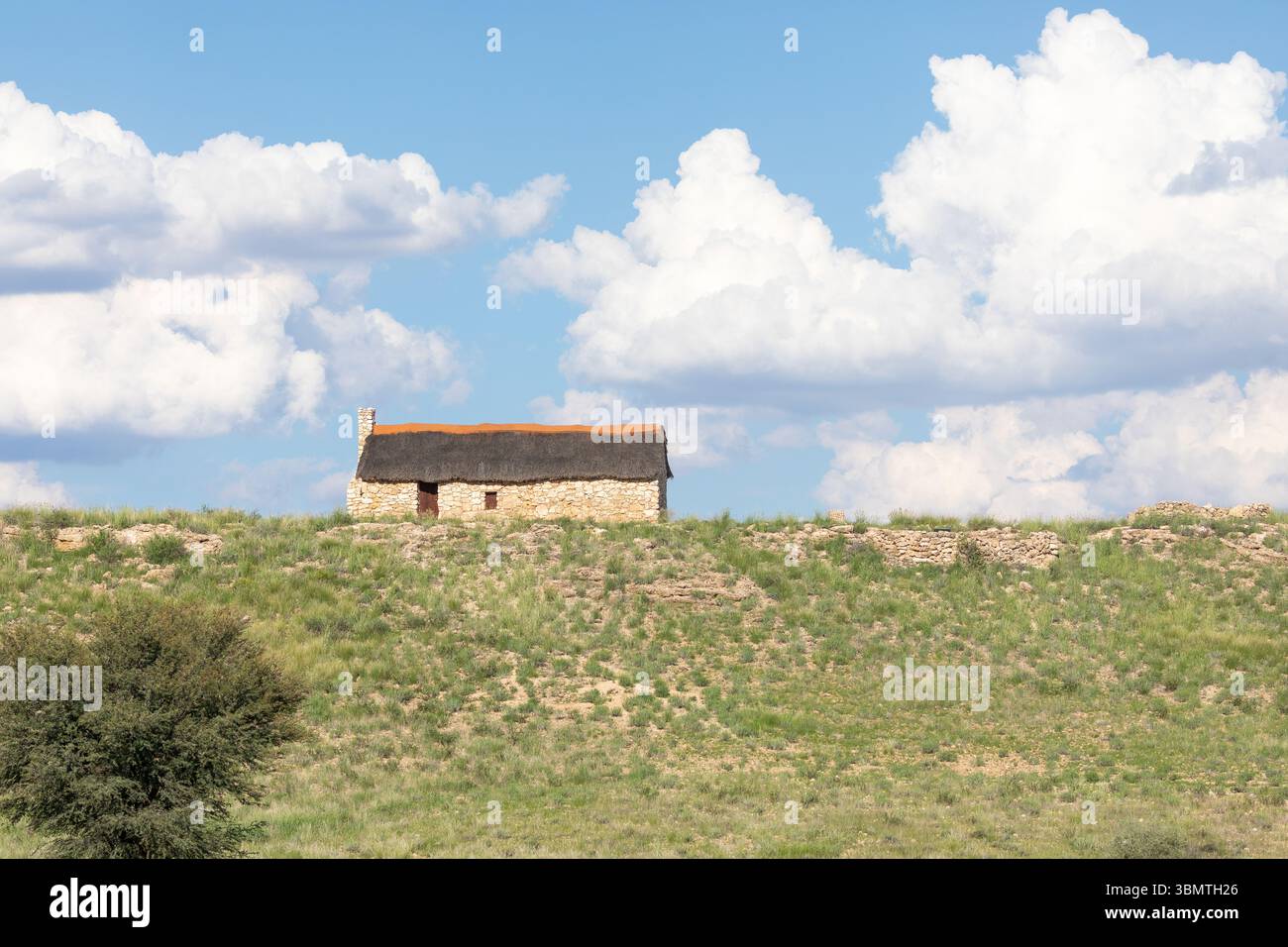 Auchterlonie Museum, an old fieldstone farmhouse, built a century ago by Human family and restored 2004, Kgalagadi Transfrontier Park,  Kalahari, RSA Stock Photo