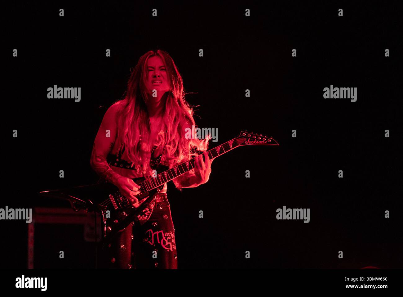 Billy Corgan 2025 Hi Res Stock Photography And Images Alamy Milwaukee Usa 27th June 2025 Kiki Wong Of Billy Corgan And The Machines Of God During The Summerfest Music Festival On June 27 2025 In Milwaukee Wisconsin Photo By Daniel Desloversipa Usa Credit Sipa Usaalamy Live News 3BMW660