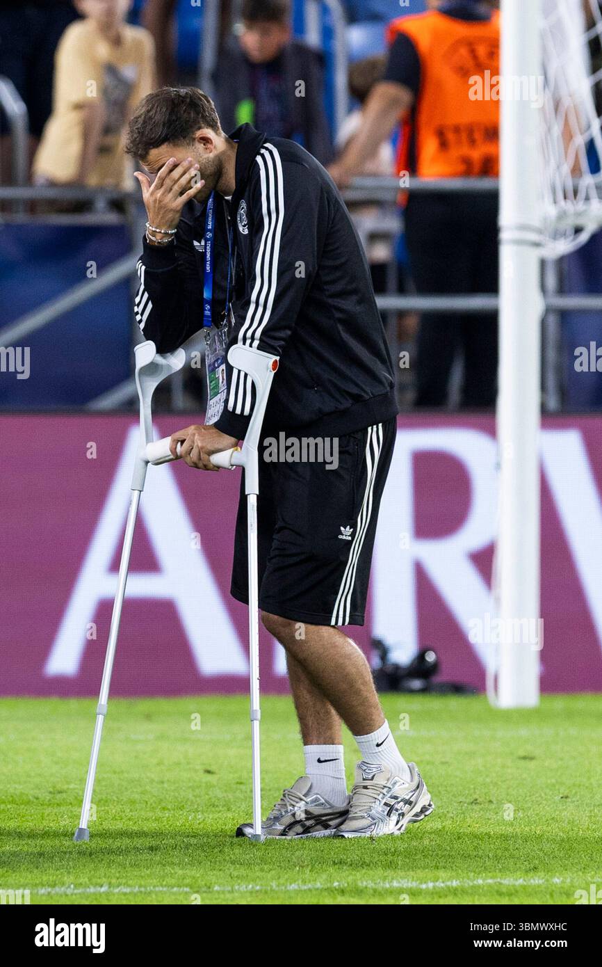 Max Rosen Max Rosenfelder (Deutschland, 5) ist traurig bei der UEFA U21 ...