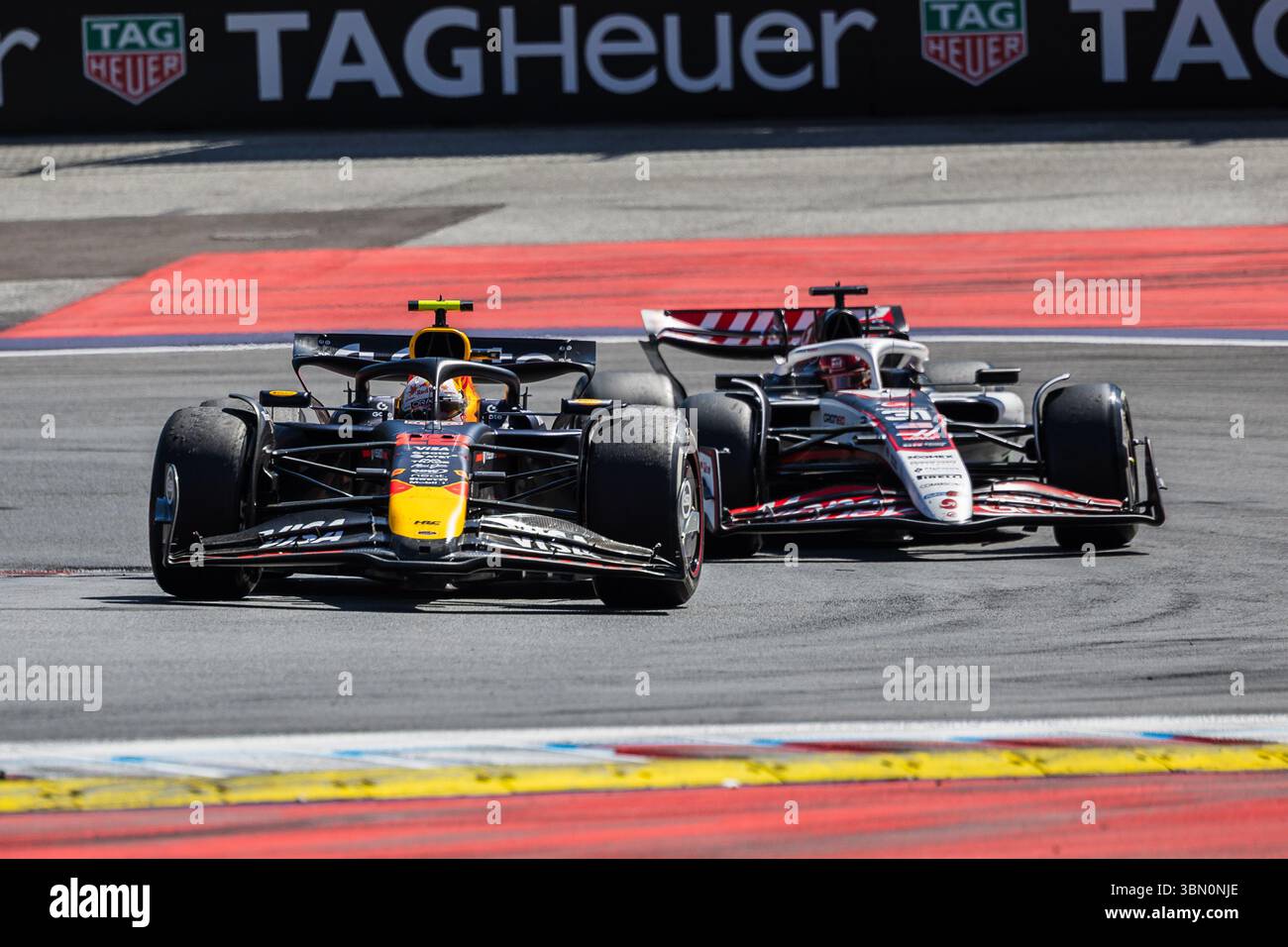 Oracle Red Bull Racing Japan Red bull racing japan 2025 yuki hi-res stock photography and images - Alamy