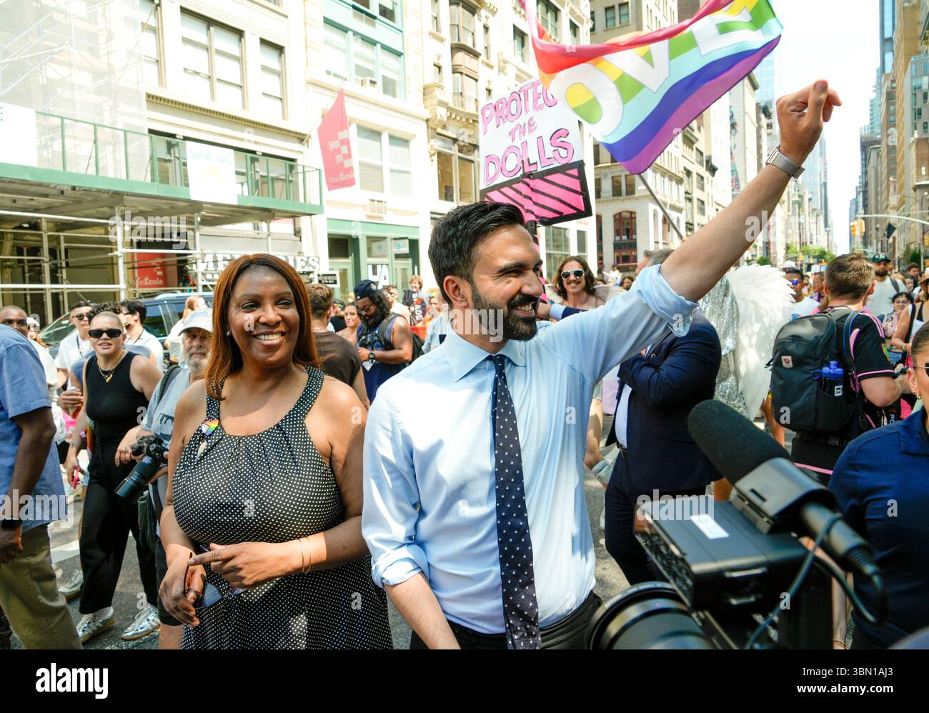 (R-L) NYC Mayoral Candidate Democrat Zohran Mamdani, Letitia James