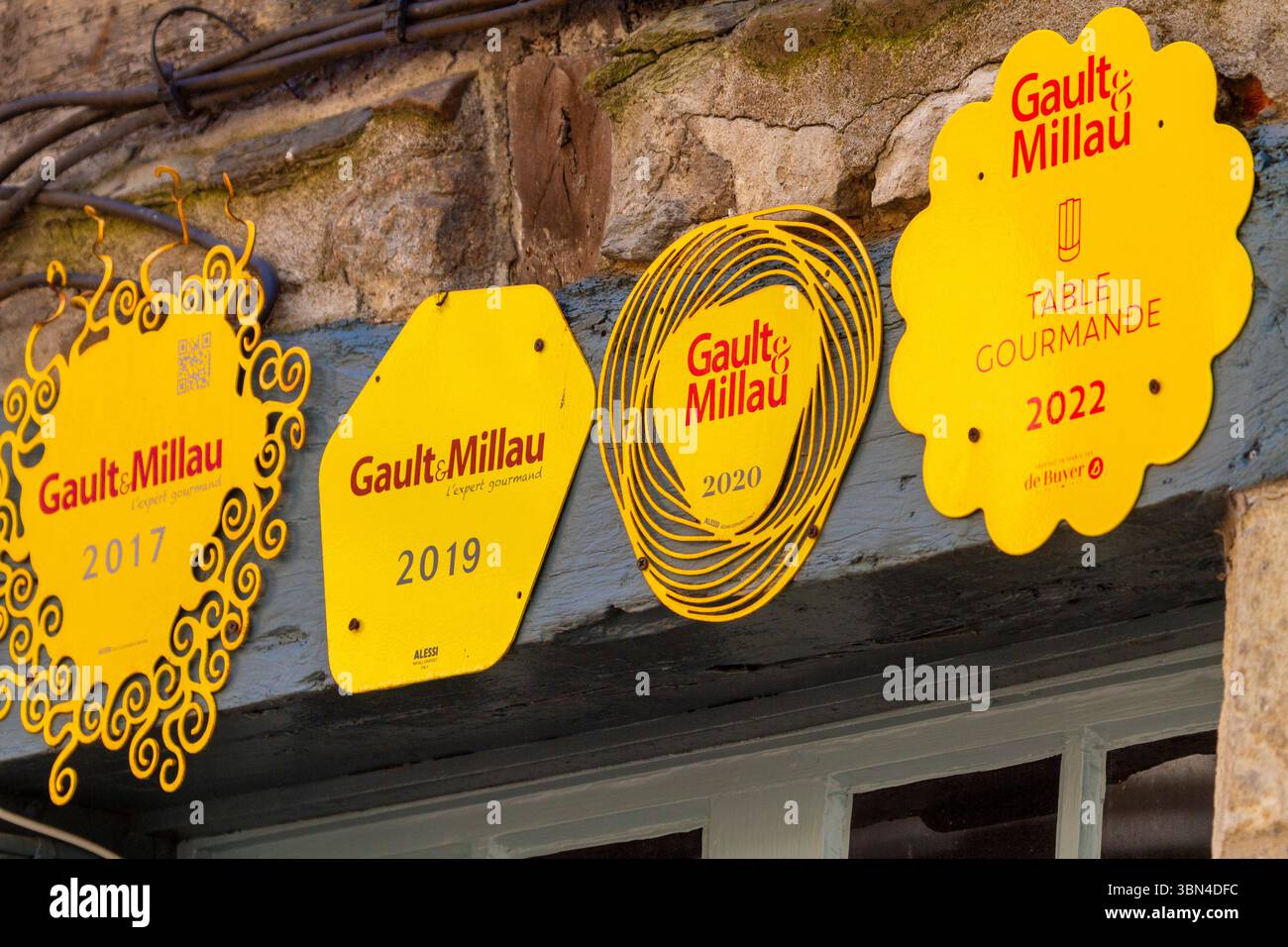 Gault millau hi-res stock photography and images - Alamy