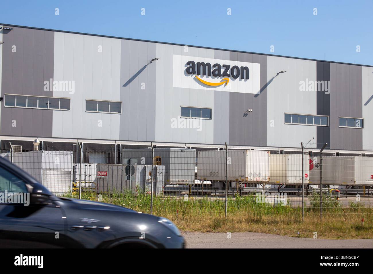 Amazon Logistikzentrum in Frankenthal, Rheinland-Pfalz *** Amazon ...