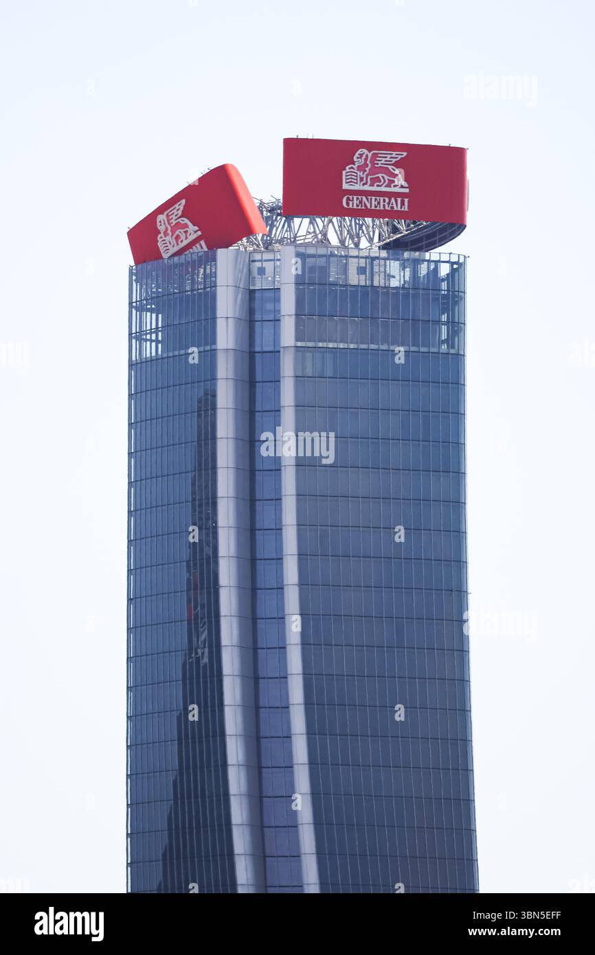 Milan, The collapse of the Generali sign on the Hadid Tower ...