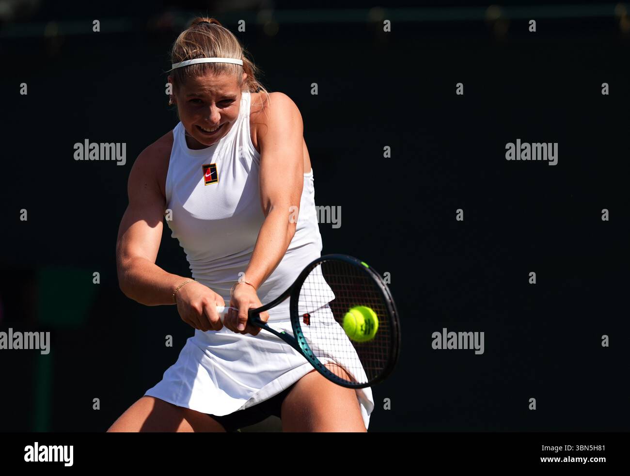 hannah-klugman-during-her-match-against-leylah-fernandez-on-day-one-of