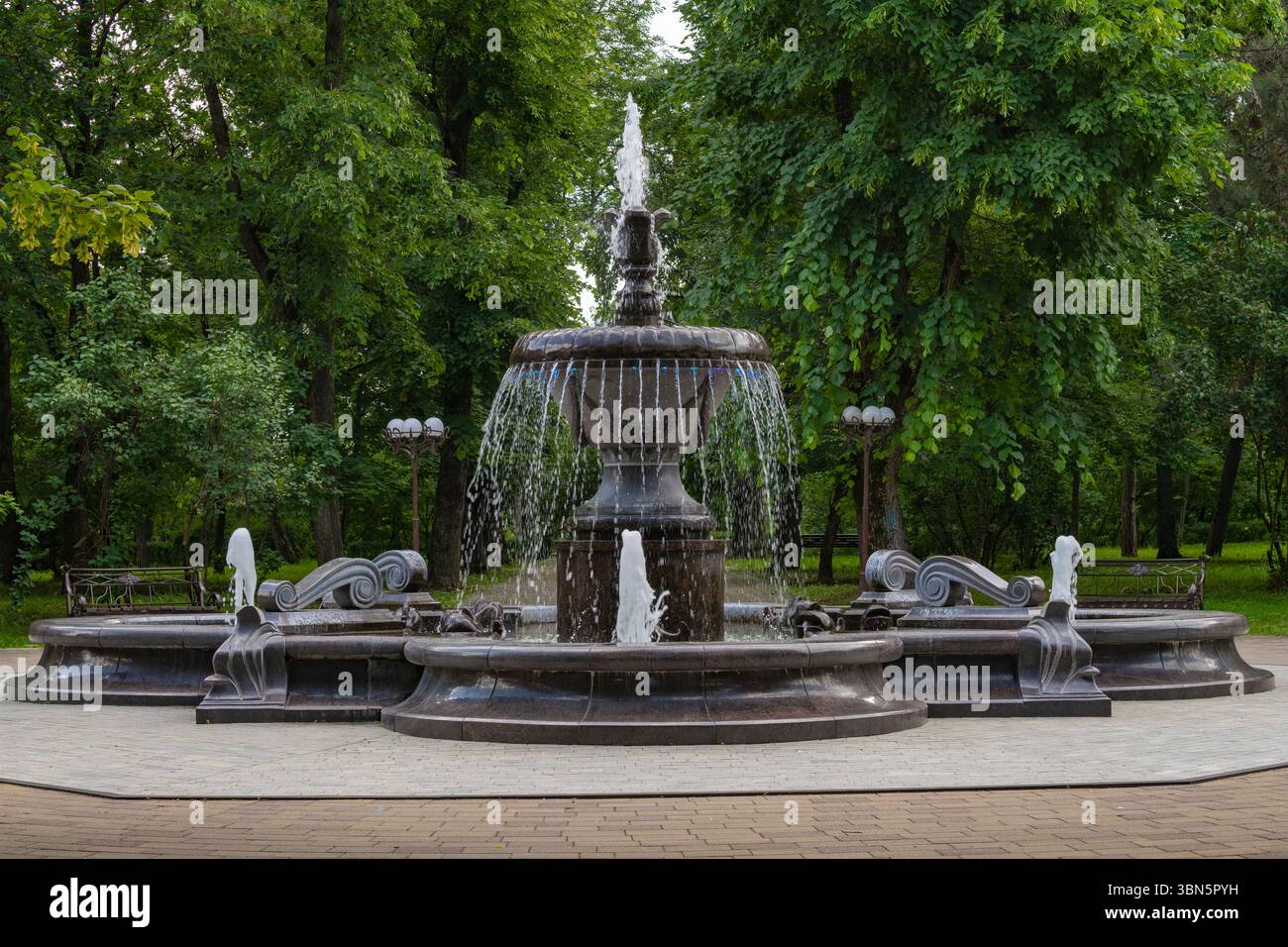 Qol va jinsiy aloqa Yetuklar shaxsiy pornosini onlayn tomosha qiling