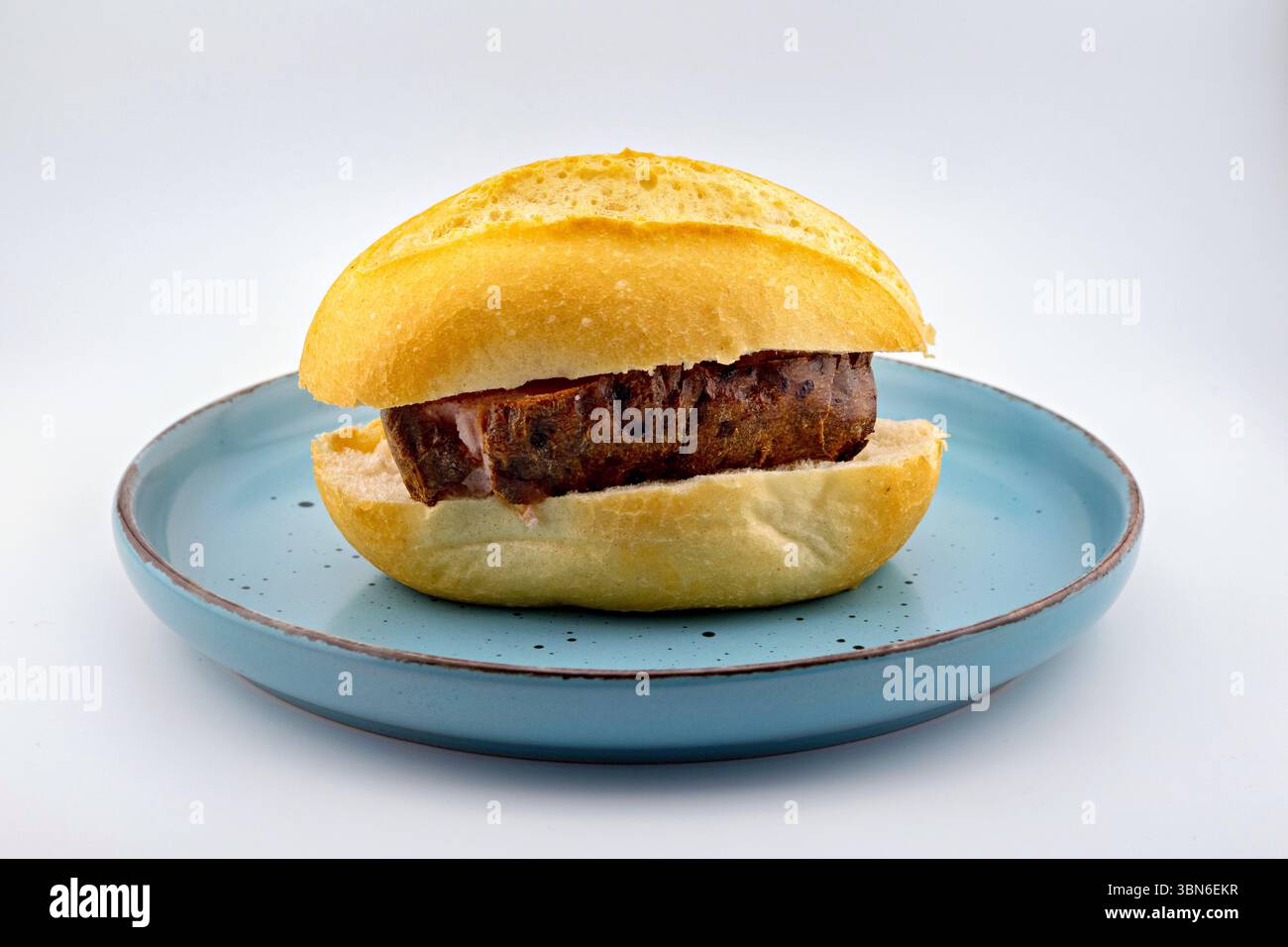 Fleischkäse im Brötchen Stock Photo