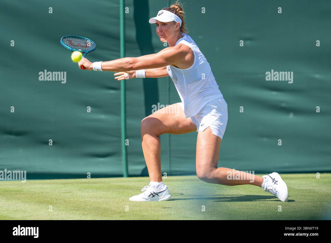 LONDON, ENGLAND JUNE 30 Beatriz Haddad Maia of Brazil during