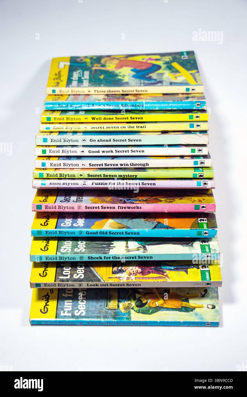 The secret seven by enid blyton hi-res stock photography and images - Alamy