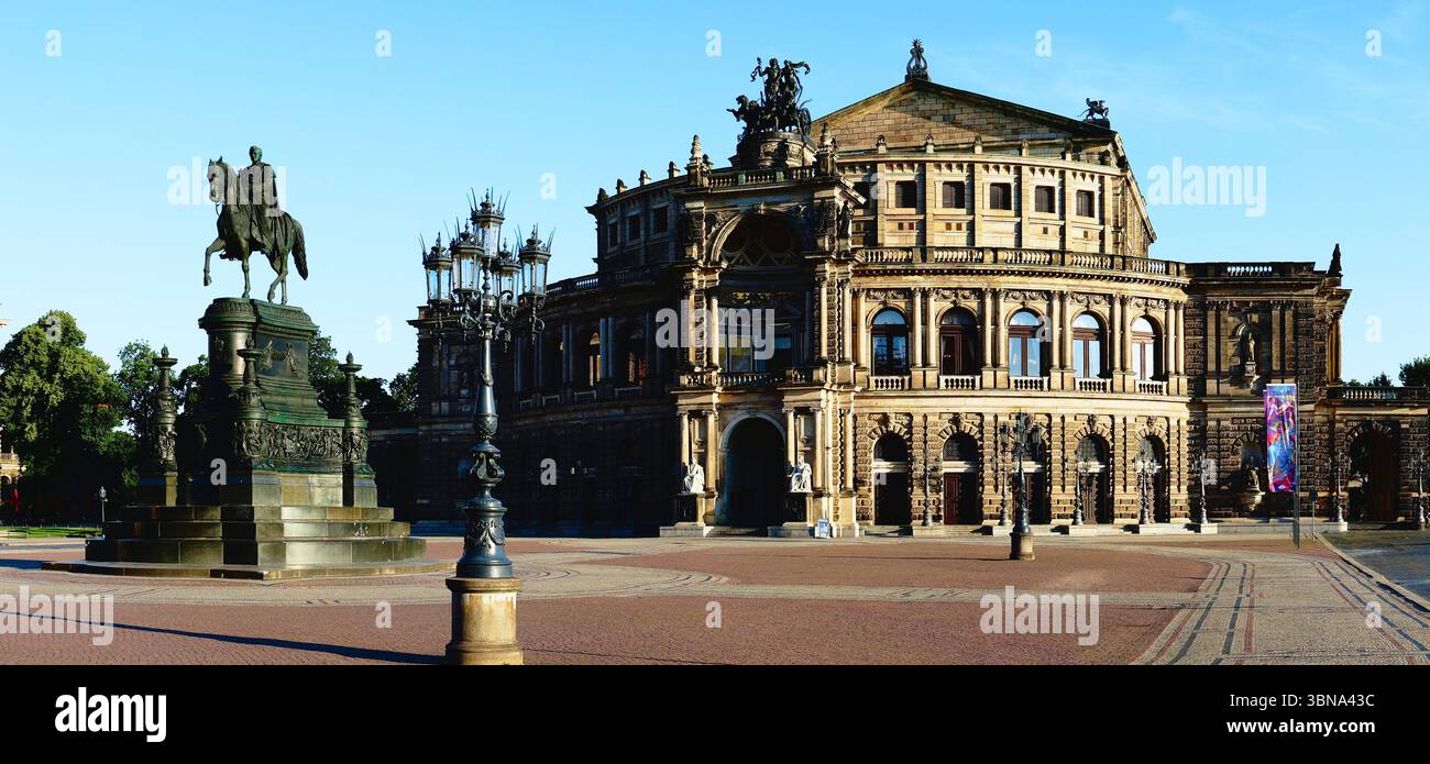 Semperoper Dresden in the morning light Stock Photo