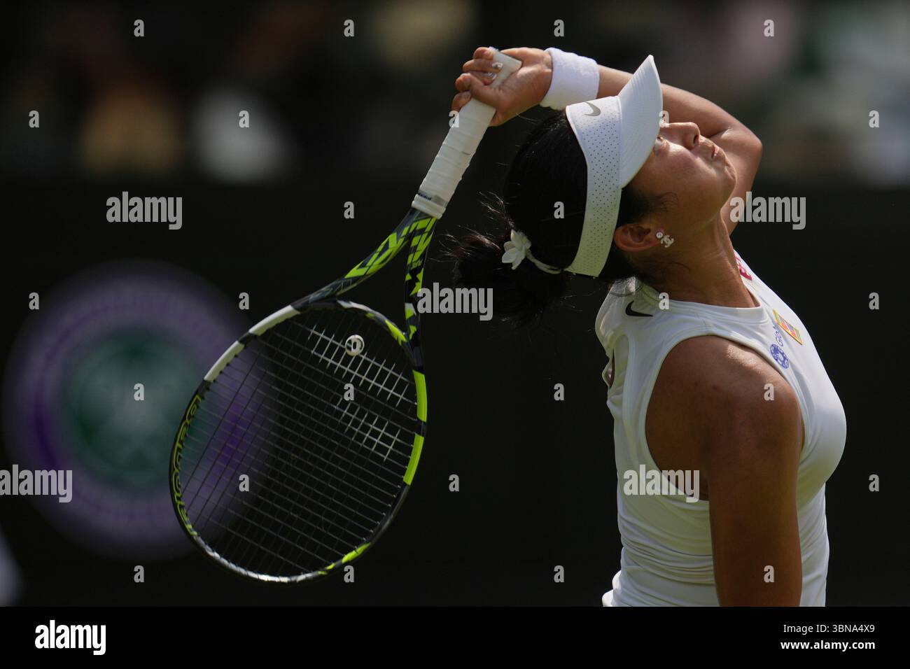 Why did the top seeds struggle at Wimbledon?