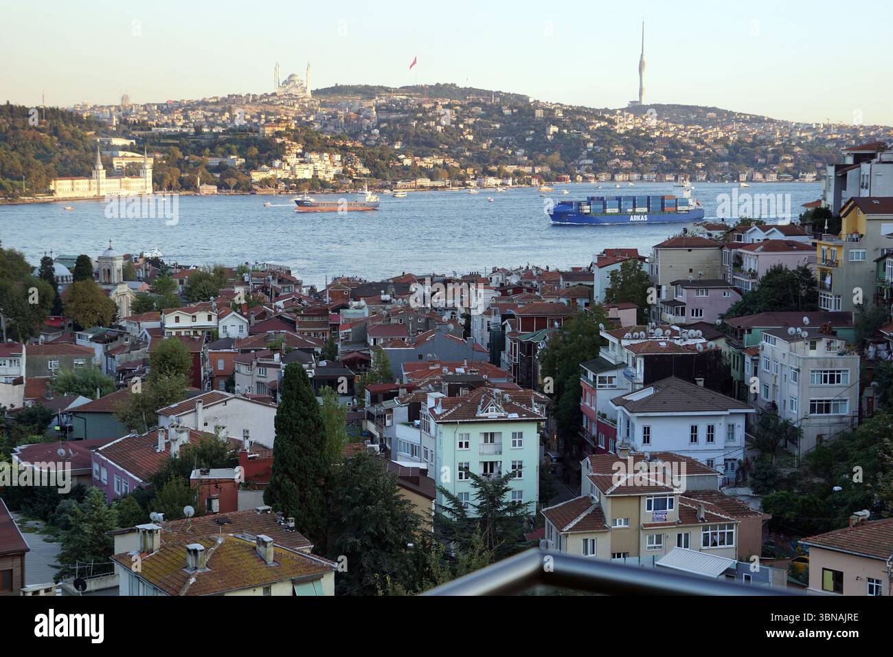 Various structures nestled hi-res stock photography and images - Alamy