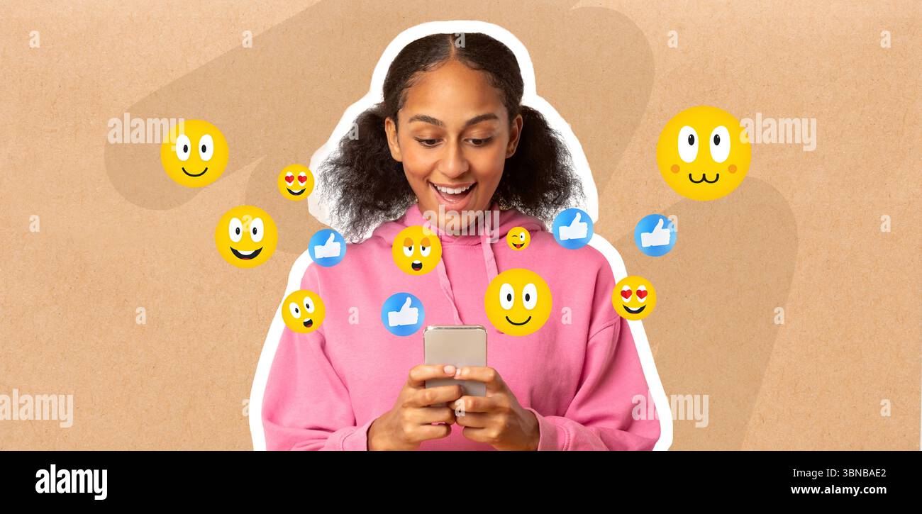 Smile emoji on screen hi-res stock photography and images - Alamy