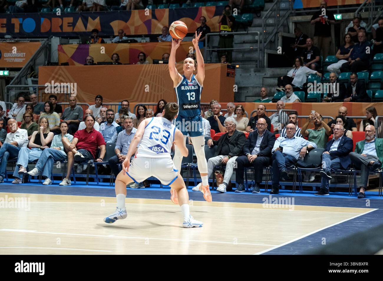 Laura Spreafico and the Italian National Team: A Story of Resilience and Redemption
