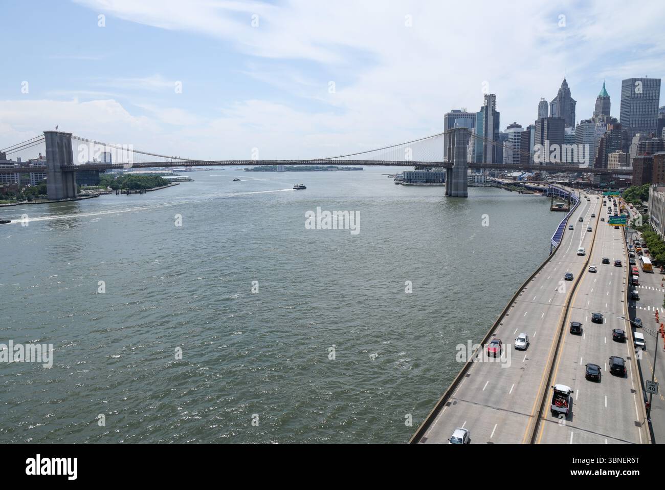 Manhattan Bridge views of Brooklyn Bridge & East River, New York City Stock Photo