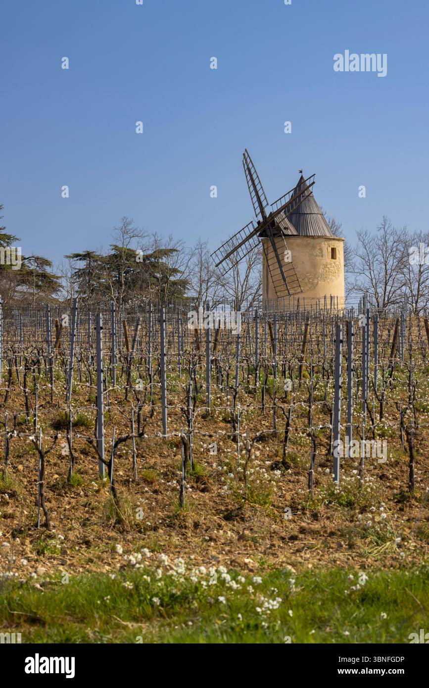 Windmill stands tall in rural hi-res stock photography and images - Alamy