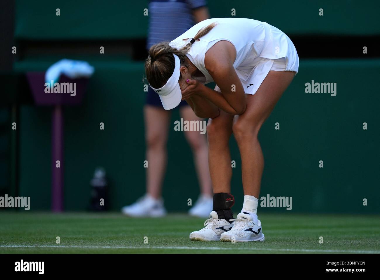 Solana Sierra celebrates victory against Katie Boulter on day three of
