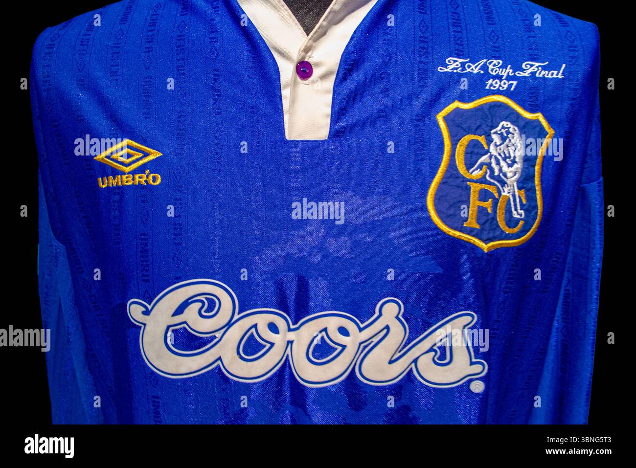 Umbro cup 1995 hi-res stock photography and images - Alamy